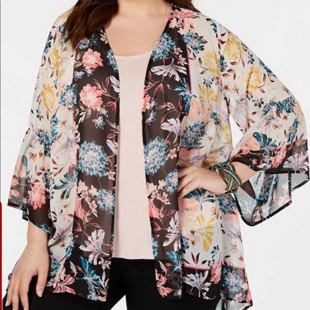 Style & Co hip length kimono style cover glorious